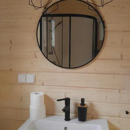 Prázdninový dům Zakatek Wdzydze Z Widokiem Na Jezioro -domek Nr 19 *