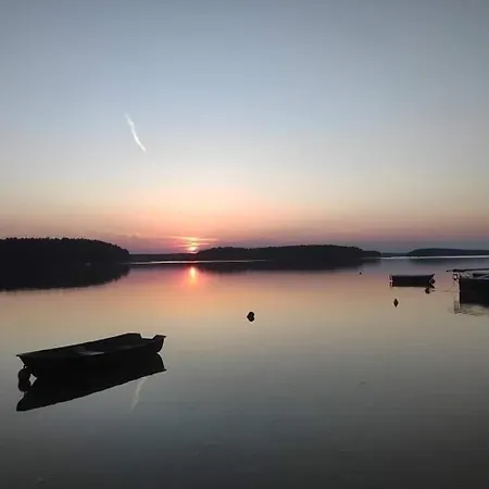 Zakatek Wdzydze Z Widokiem Na Jezioro -domek Nr 19 Prázdninový dům