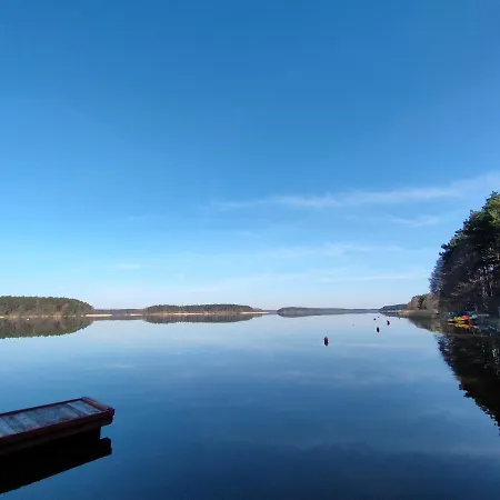 Hébergement de vacances Zakatek Wdzydze Z Widokiem Na Jezioro -domek Nr 19 *