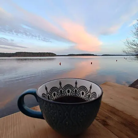 Prázdninový dům Zakatek Wdzydze Z Widokiem Na Jezioro -domek Nr 19 *