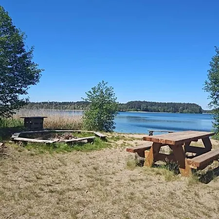 Prázdninový dům Zakatek Wdzydze Z Widokiem Na Jezioro -domek Nr 19