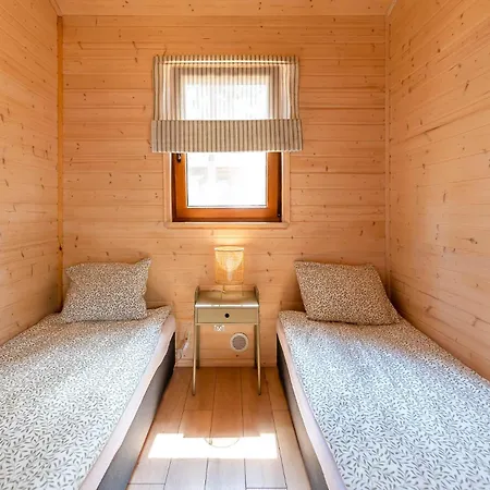 Zakatek Wdzydze Z Widokiem Na Jezioro -domek Nr 19 Holiday home