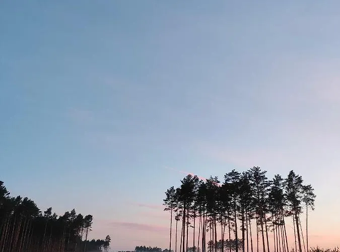 Semesterbostad Zakatek Wdzydze Z Widokiem Na Jezioro -domek Nr 19 *