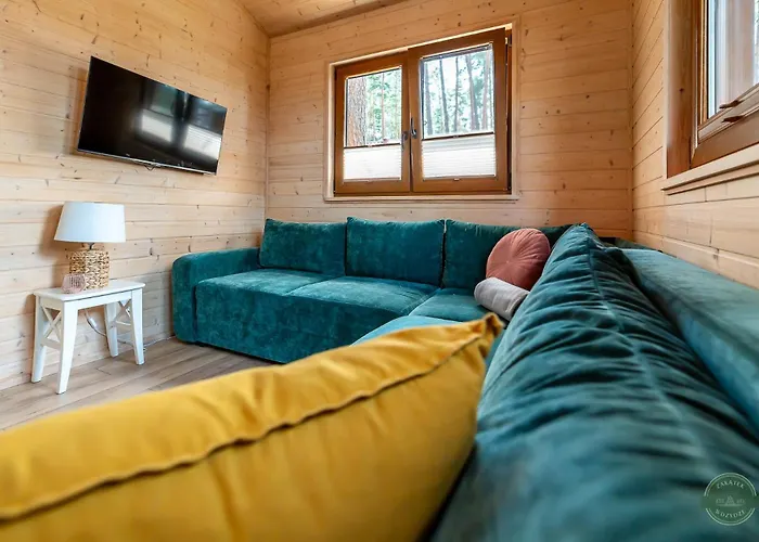 Semesterbostad Zakatek Wdzydze Z Widokiem Na Jezioro -domek Nr 19 *